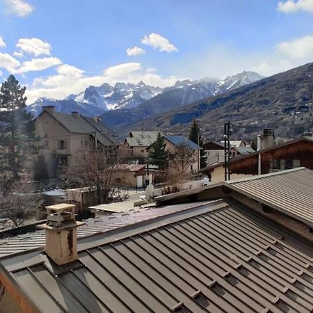 Maison calme indépendante et vue sur les montagnes Briançon Extérieur photo