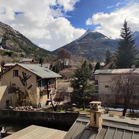 Maison calme indépendante et vue sur les montagnes Briançon Extérieur photo