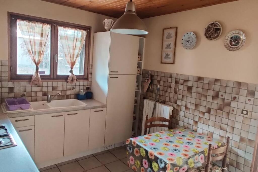 Maison calme indépendante et vue sur les montagnes Briançon Extérieur photo